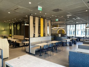 Restauracja McDonald's Legnica_2 (2)